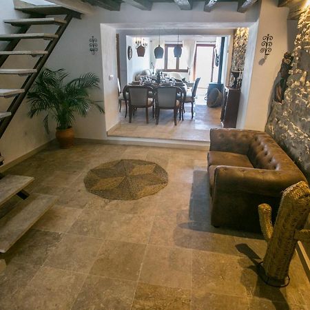 Aire Rural Jimena Apartment ฮิเมนา เด ลา ฟรอนเตรา ภายนอก รูปภาพ