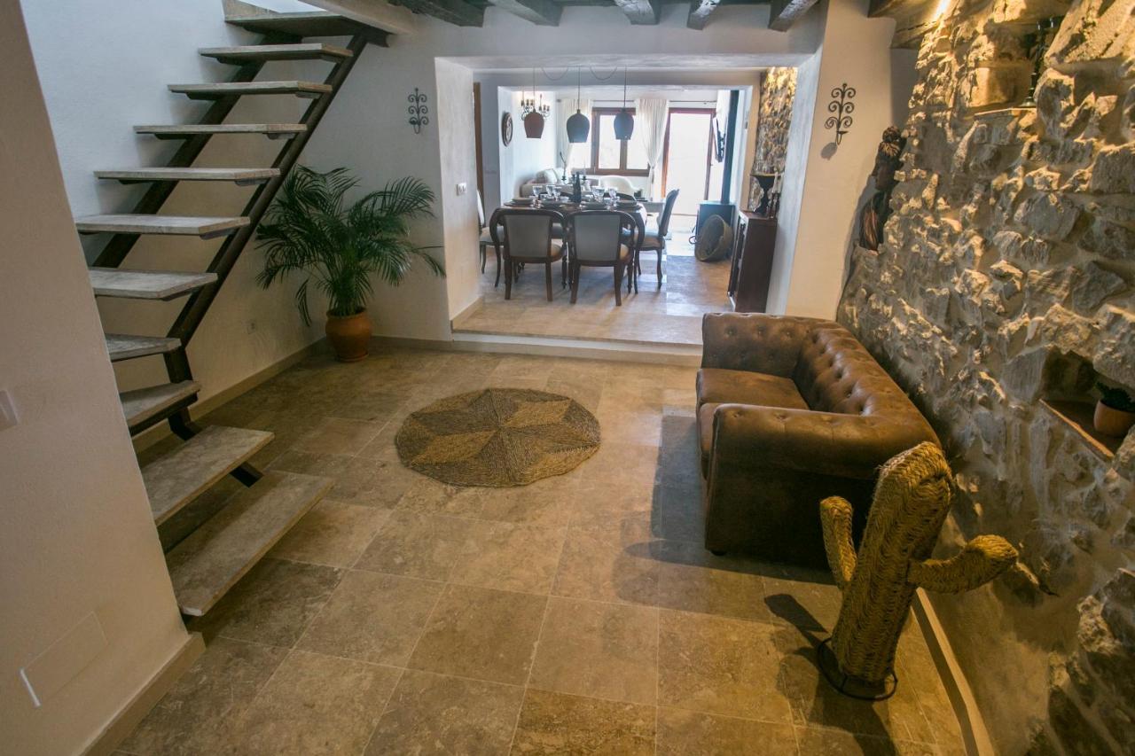 Aire Rural Jimena Apartment ฮิเมนา เด ลา ฟรอนเตรา ภายนอก รูปภาพ